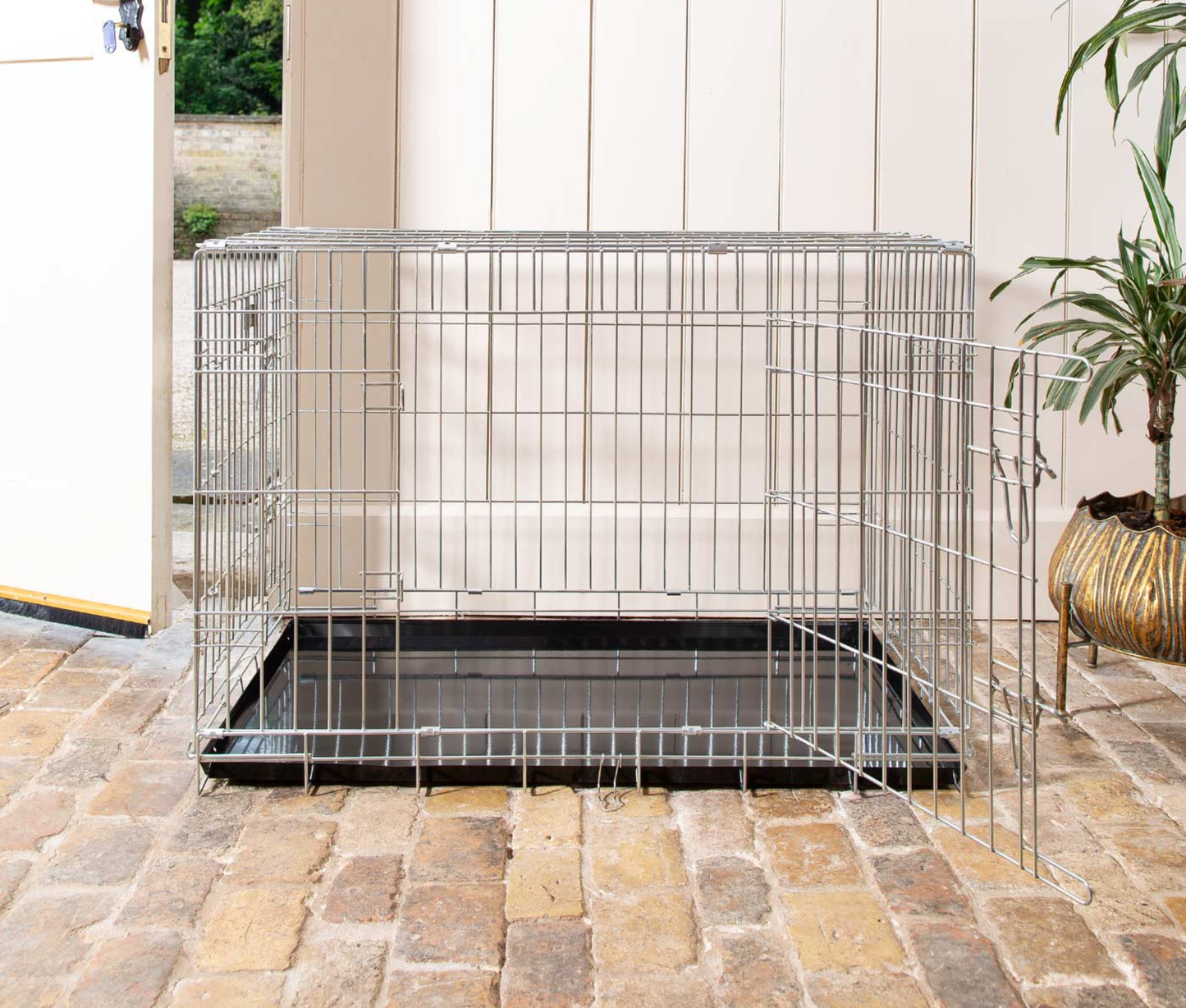 Heavy Duty Deluxe Dog Crate in Silver