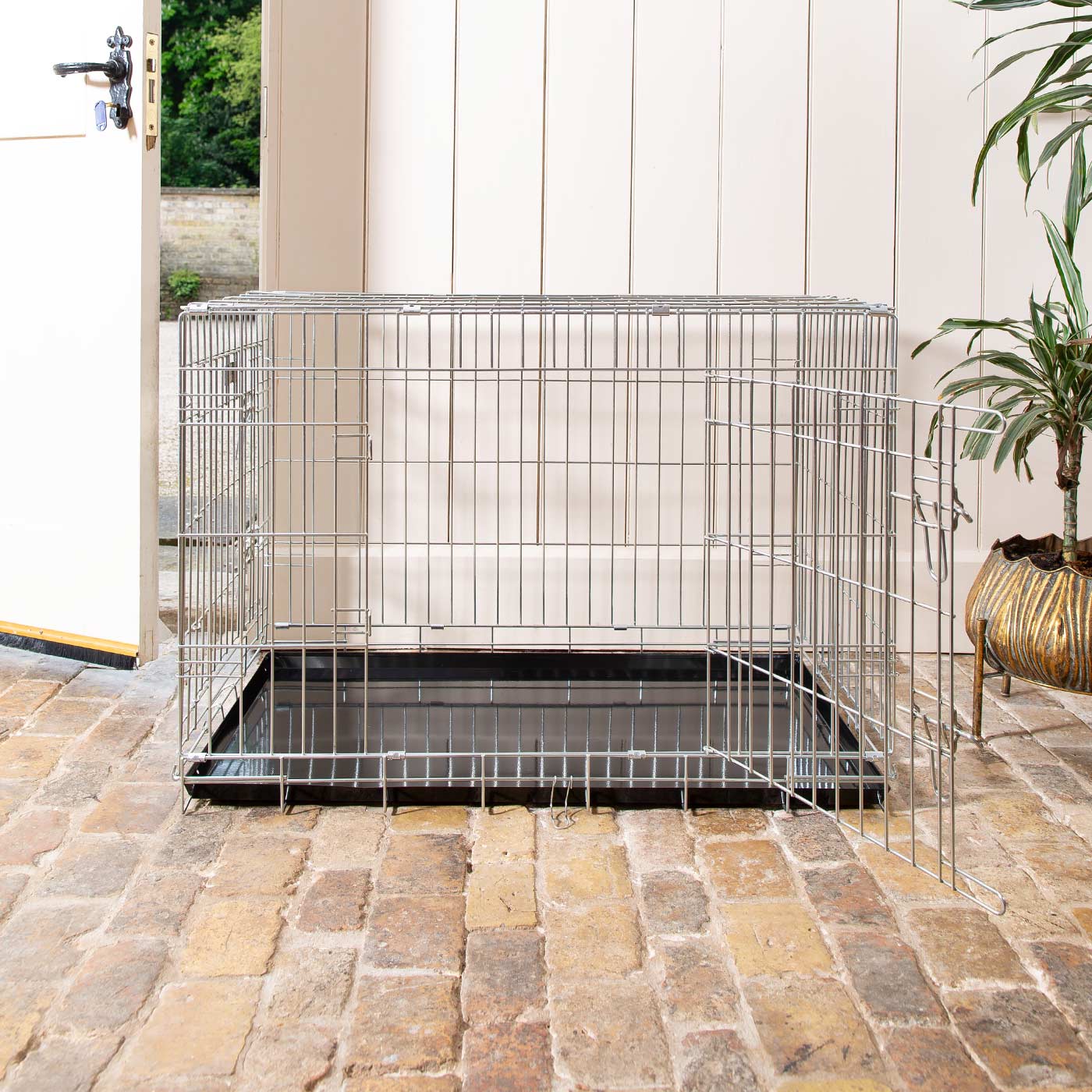 Heavy Duty Deluxe Dog Crate in Silver